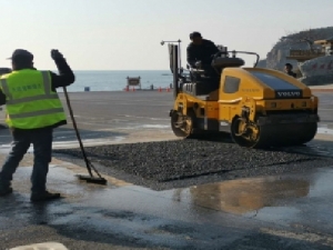 瀝青道路攤鋪